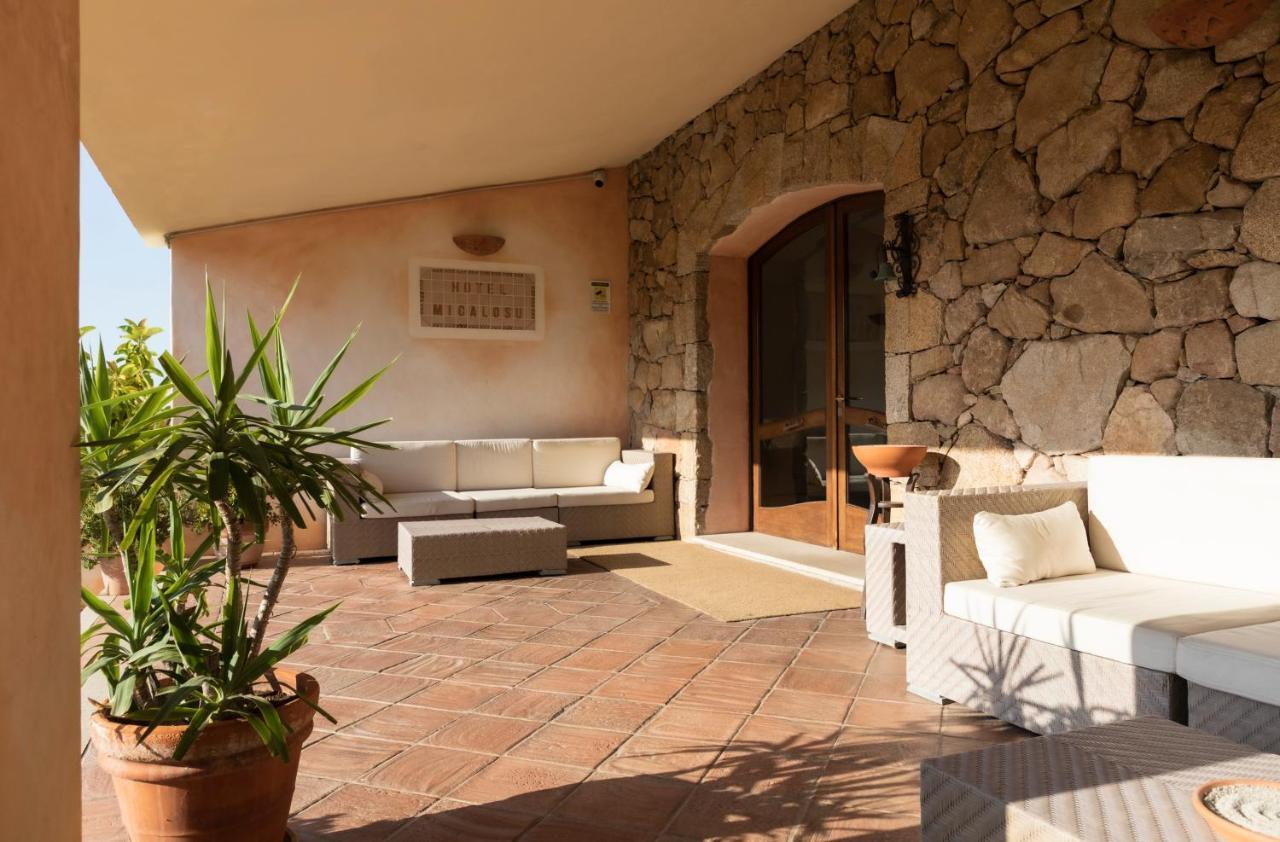 Hotel Micalosu Cannigione Exterior foto