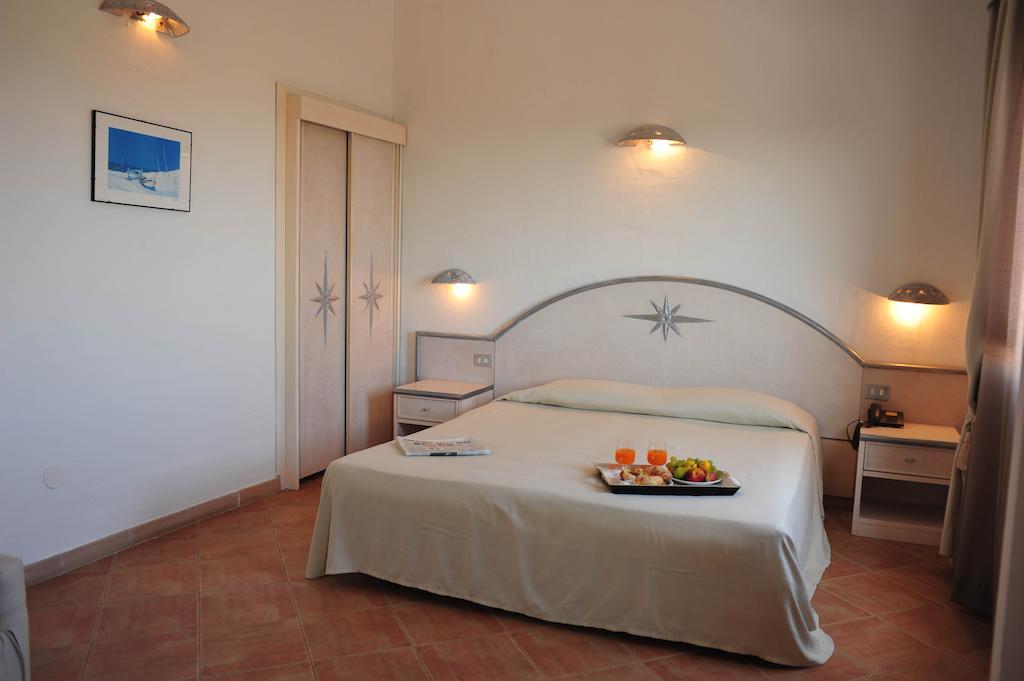 Hotel Micalosu Cannigione Exterior foto